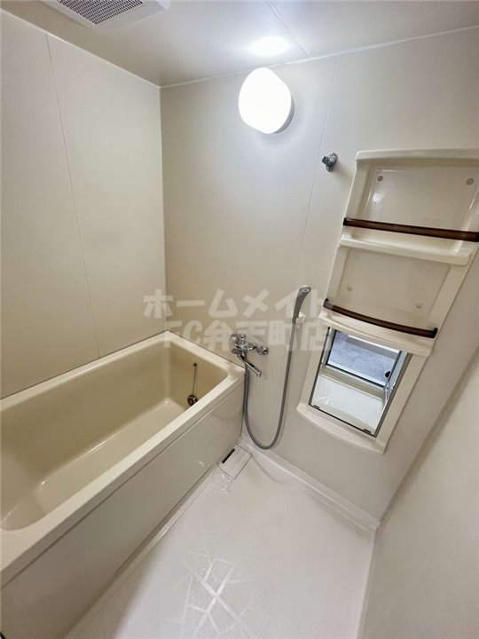 バス・シャワールーム　日々の疲れを癒すお風呂付です