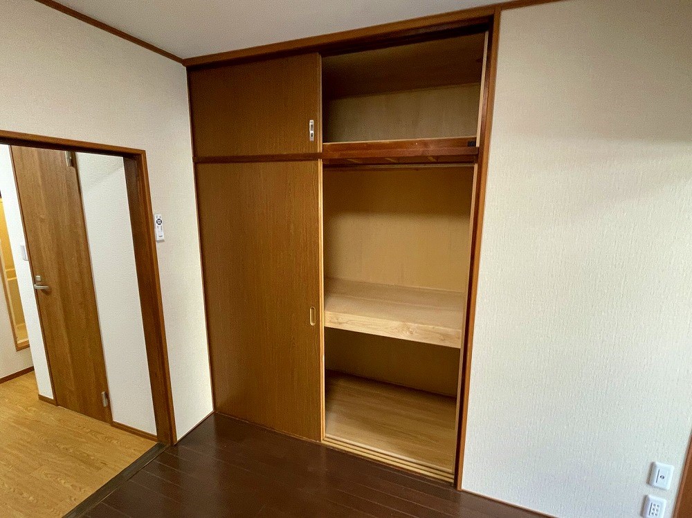 収納　同一物件別部屋写真