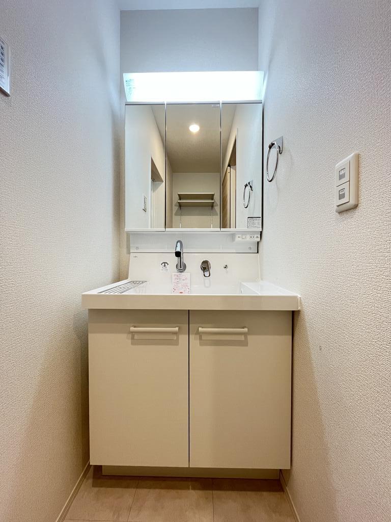 洗面設備　※同タイプ写真