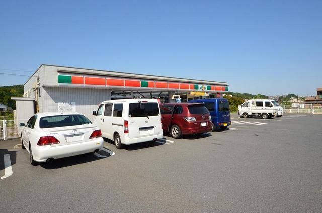 コンビニ　サンクス八王子新滝山街道店（コンビニ）まで802m