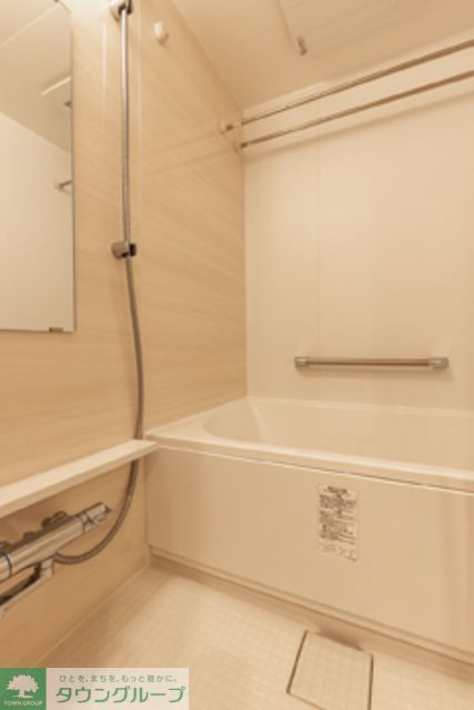 バス・シャワールーム　※写真は同タイプ住戸です。