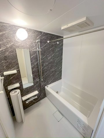 バス・シャワールーム　日々の疲れを癒すお風呂付です