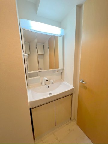 洗面設備　忙しい朝には欠かせない洗面所です