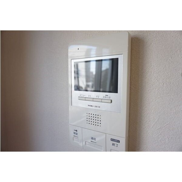 セキュリティ　同物件の他の号室のお写真です