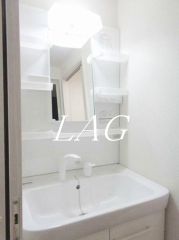 洗面設備　洗面台です。