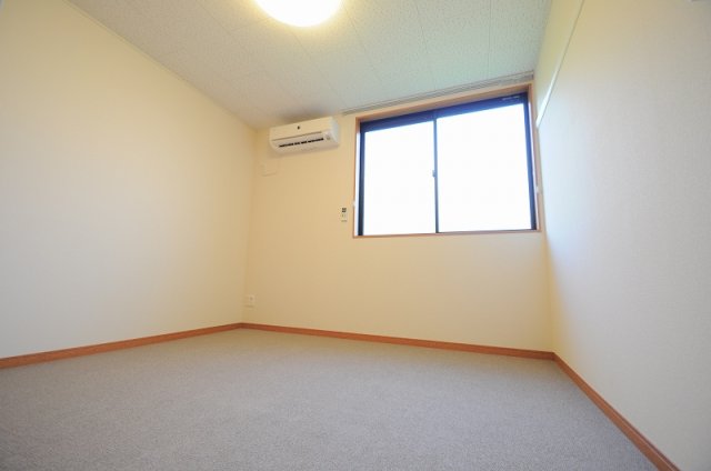 眺望　1Ｆはフローリング、2Ｆ以上は絨毯仕様