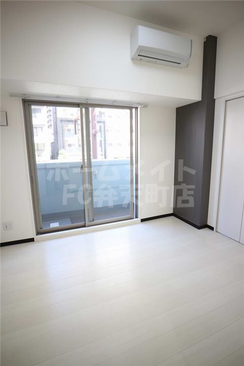 居室・リビング　おしゃれな居間です