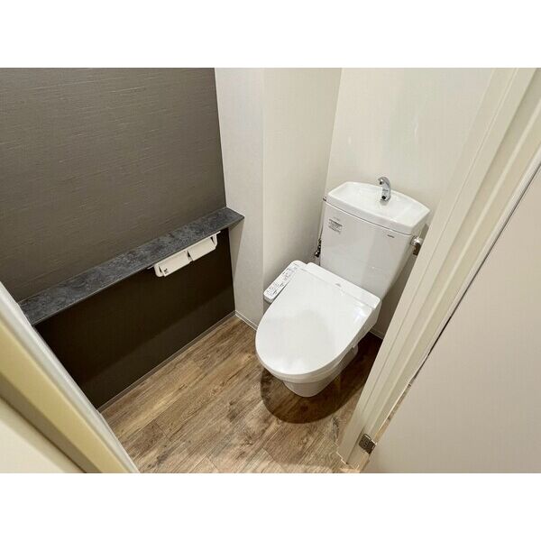 トイレ　※別号室参考画像