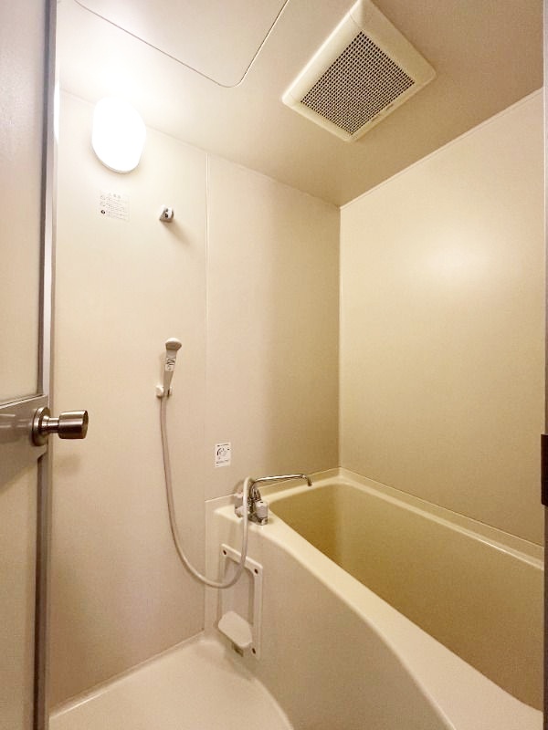 バス・シャワールーム　【人気のキッチンカウンタータイプ♪】おすすめ物件！