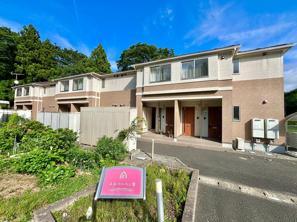 建物外観　外観部分・日当たり良好♪