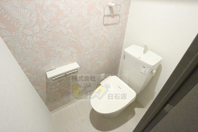 トイレ　ウォシュレット付きのトイレです♪