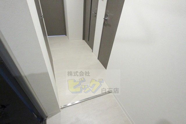 玄関　広々とした玄関です♪