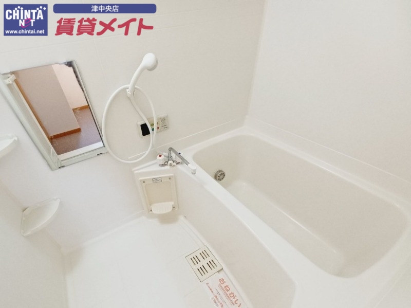 バス・シャワールーム　同型参考写真