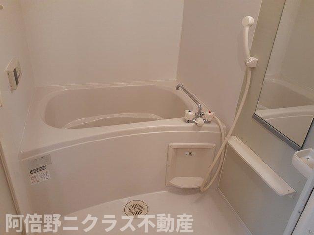 バス・シャワールーム　お風呂です