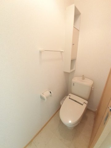 トイレ　ゆったりとした空間のトイレです