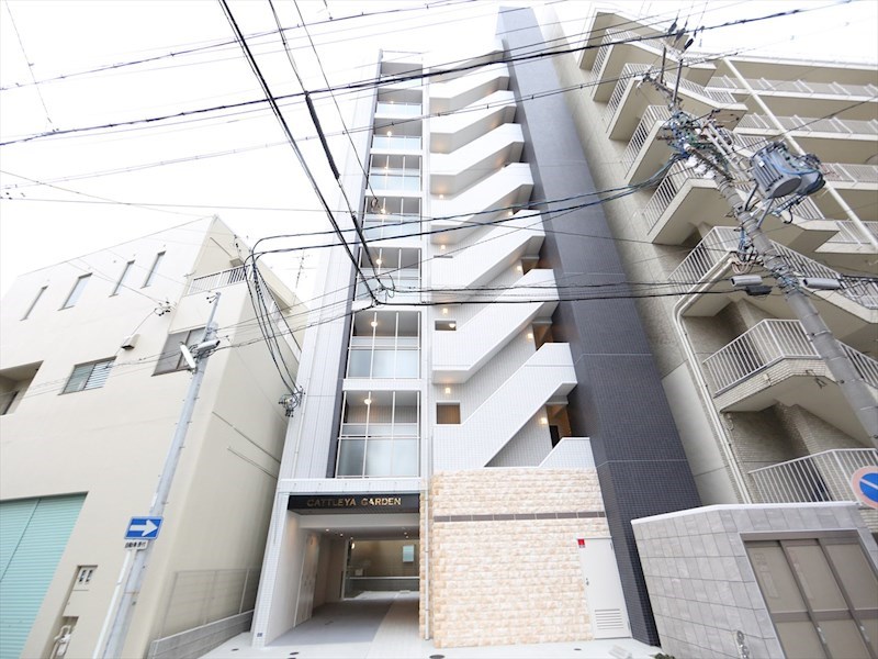 建物外観　外観　オートロック付　防犯カメラ付　宅配ＢＯＸ