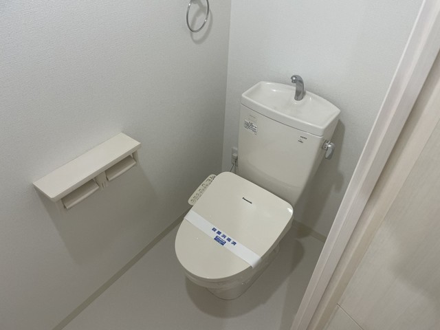 トイレ　【トイレ】同じ間取りの別部屋の写真です