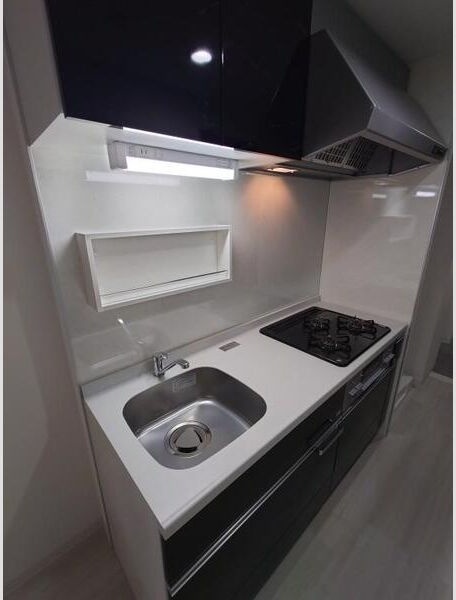 キッチン　※写真は同じマンションの違う部屋のものになります。