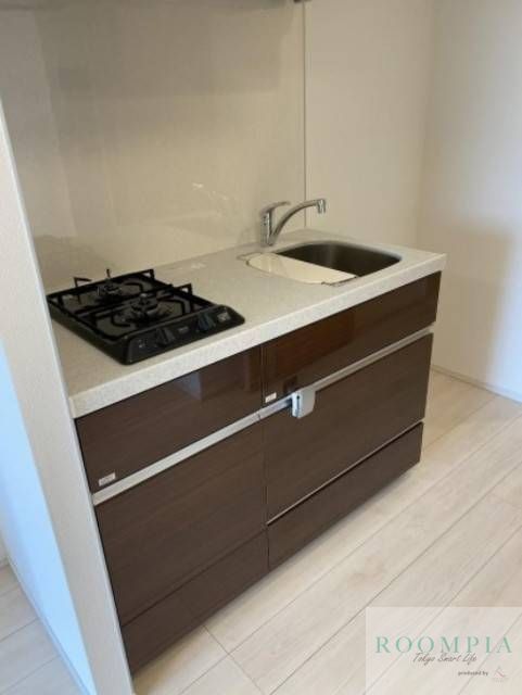 キッチン　未完成のため、シリーズマンションの参考写真です。