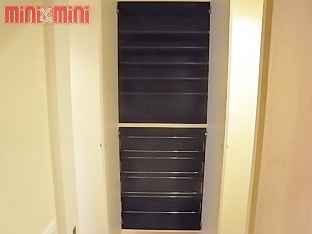 玄関　たくさん収納できるシューズボックス