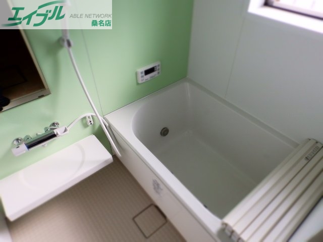 バス・シャワールーム　同物件モデル別部屋写真