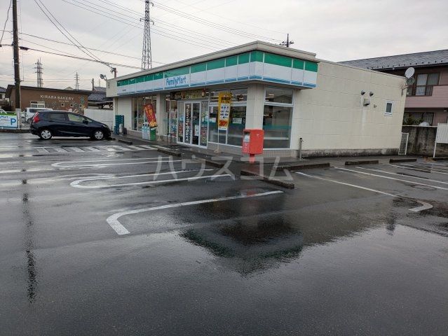 コンビニ　ファミリーマート敷島松島団地店（コンビニ）まで911m