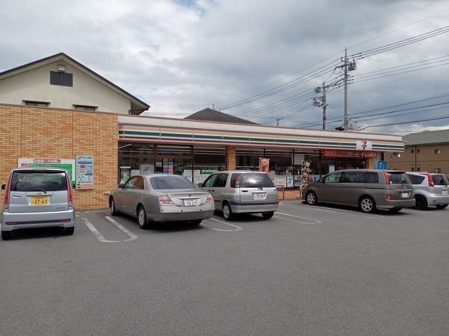 コンビニ　セブンイレブン甲府住吉3丁目店（コンビニ）まで289m