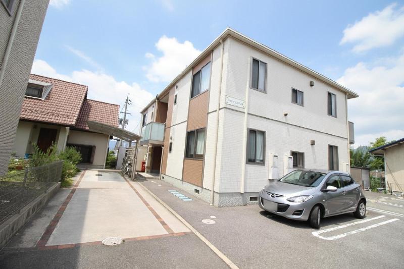 建物外観　アザレアヒルズ西条　建物外観