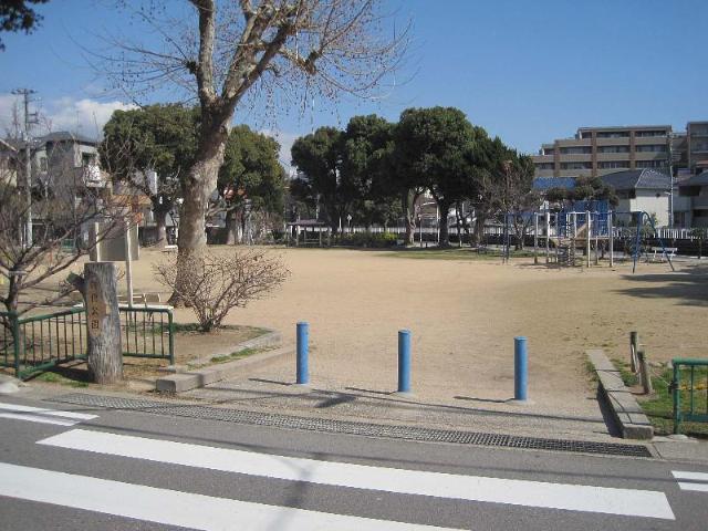 公園　瑞穂公園（公園）まで383m