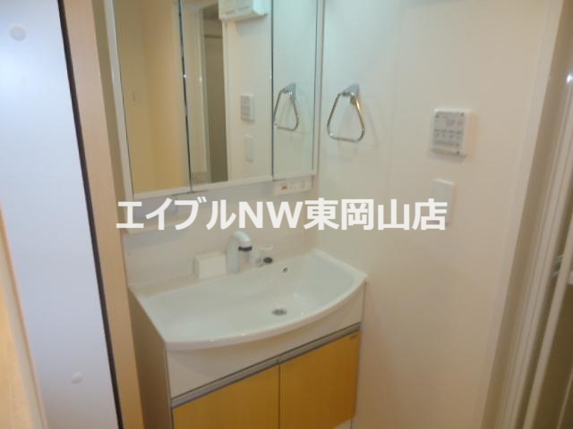 洗面設備　洗髪洗面化粧台