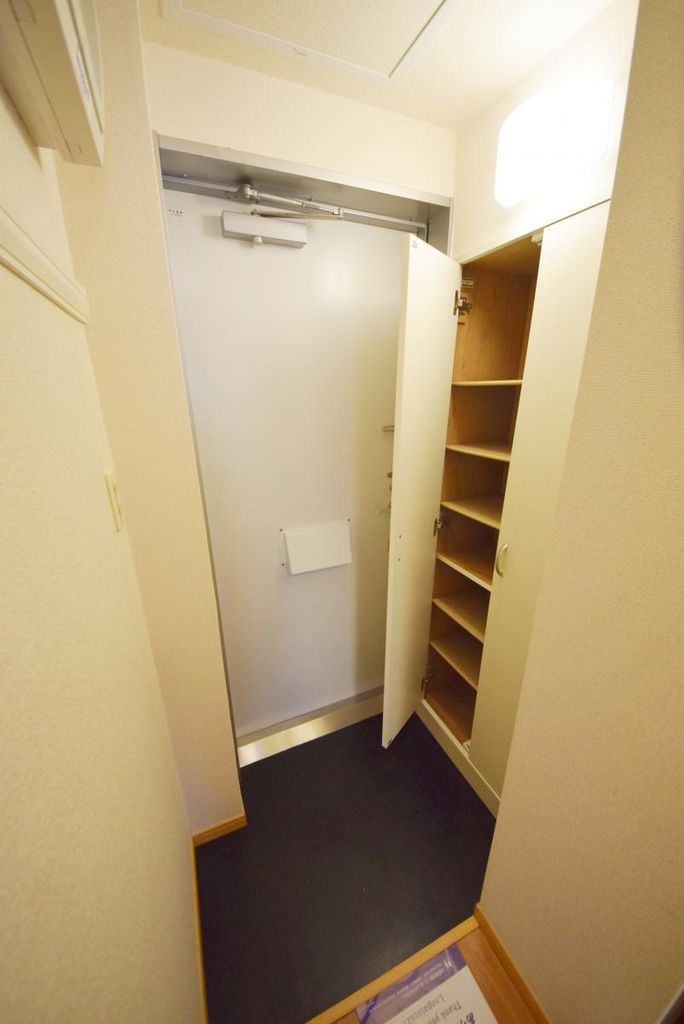 玄関　※家具家電は要確認