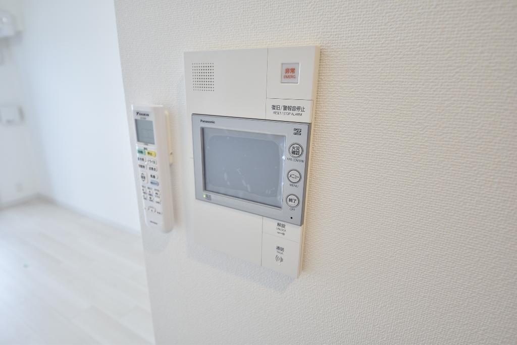 セキュリティ　カメラ付インターホン