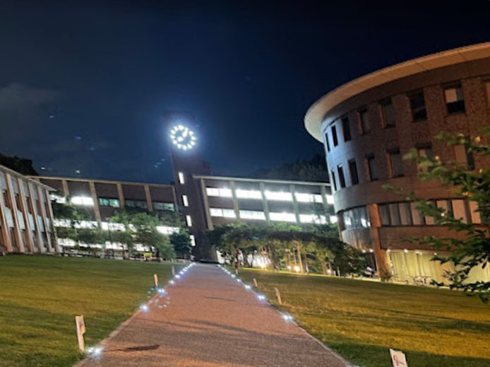 大学・短大　立命館大学衣笠キャンパス キャンパスインフォメーション（大学・短大）まで994m