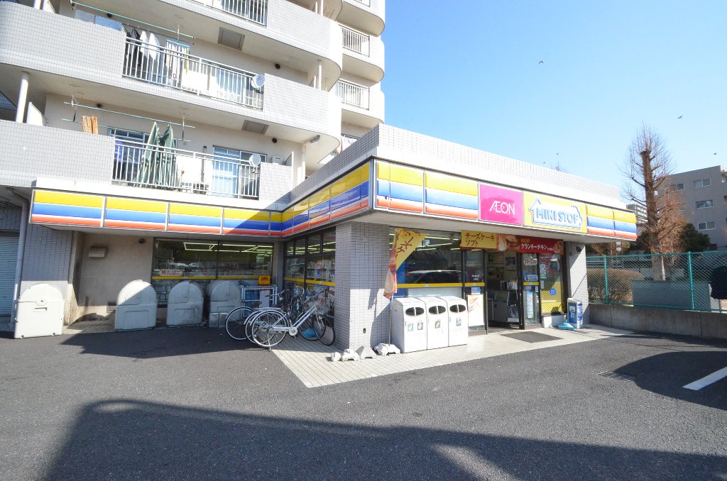 その他　ミニストップ八熊店（その他）まで185m