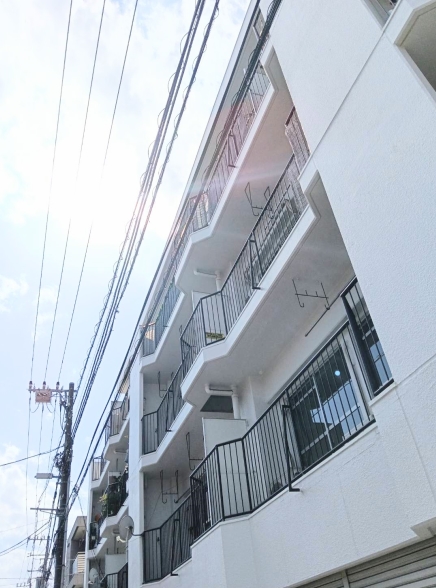 建物外観　閑静な住宅街☆鉄筋コンクリート造☆
