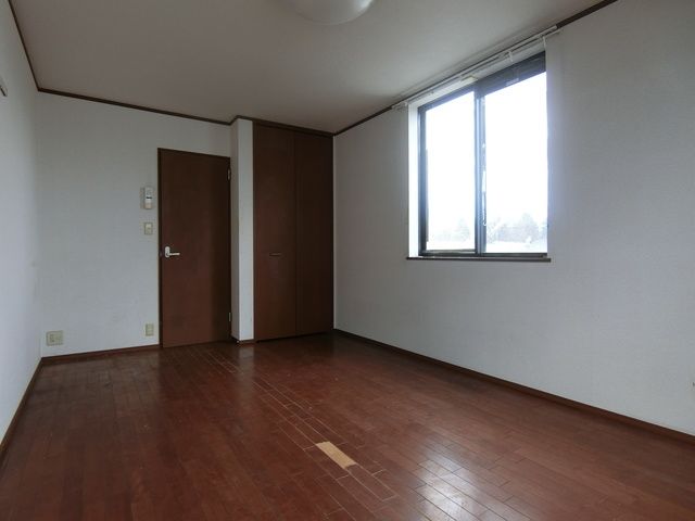 居室・リビング　＊別部屋参考写真です＊