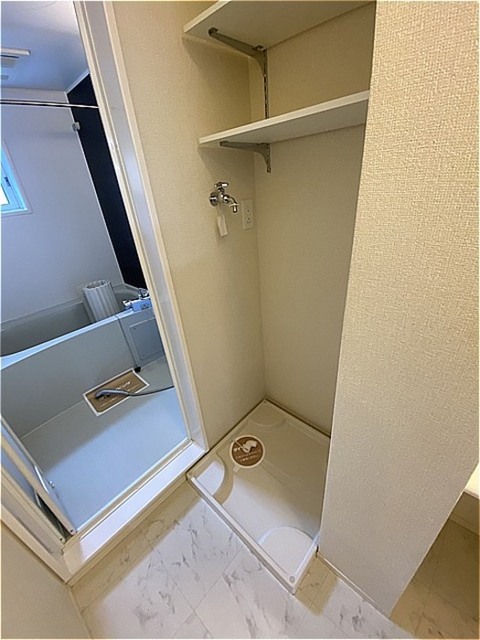 洗面設備　洗濯機置場