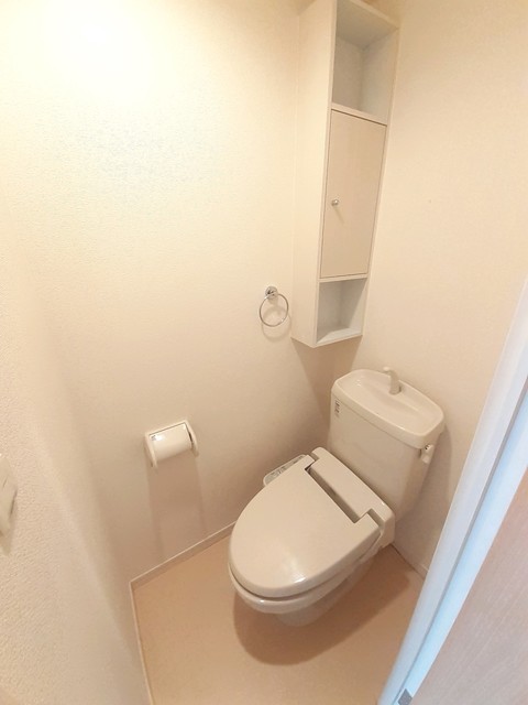 トイレ　別号室の写真使用