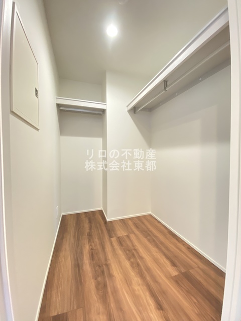 収納　奥行のあるウォークインクローゼットならお荷物多い方でも安心☆