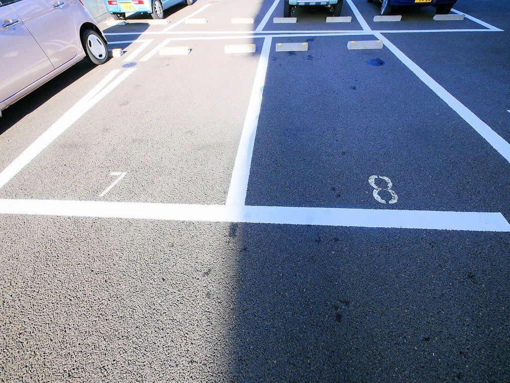 駐車場　駐車場