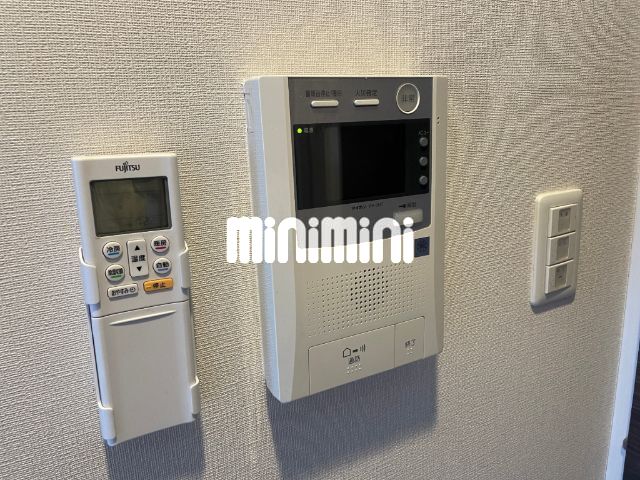 セキュリティ　綺麗なエントランス