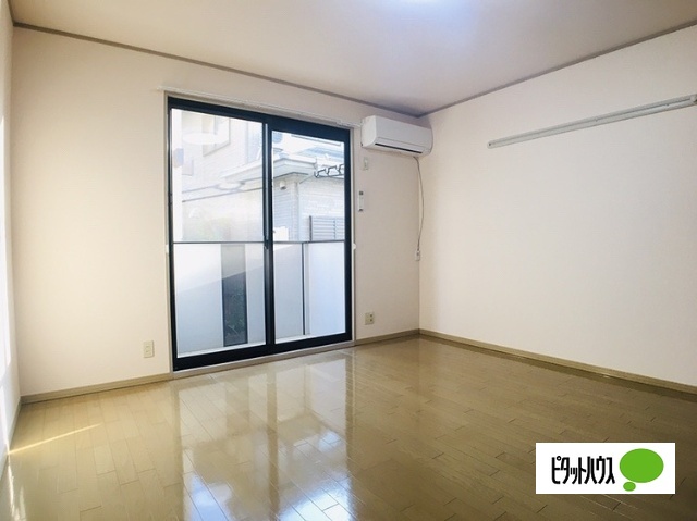 居室・リビング　他のお部屋のお写真です