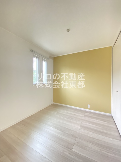 その他部屋・スペース　窓から暖かな日差しが入ります♪