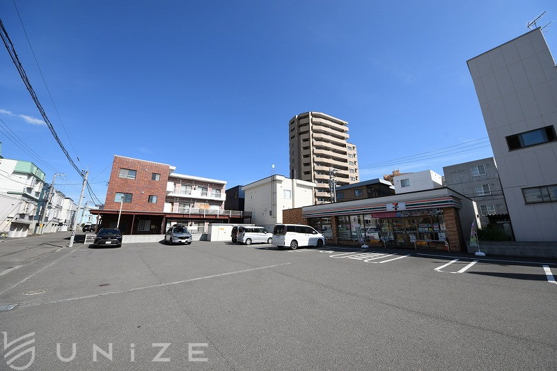 コンビニ　セブンイレブン札幌澄川5条店（コンビニ）まで191m