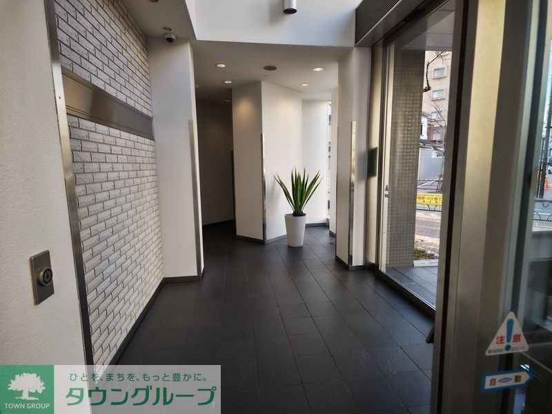ロビー　タウンハウジングレジデンス事業部　恵比寿店・赤坂店までお問…
