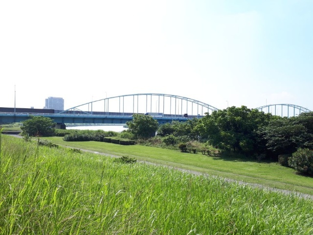 公園　多摩川大橋緑地（公園）まで2106m