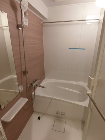 バス・シャワールーム　他のお部屋の参考写真となります。
