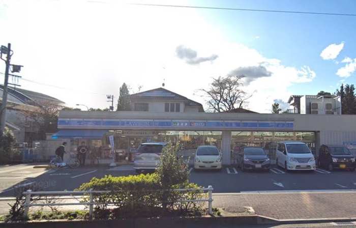 コンビニ　ローソン三鷹上連雀四丁目店（コンビニ）まで500m