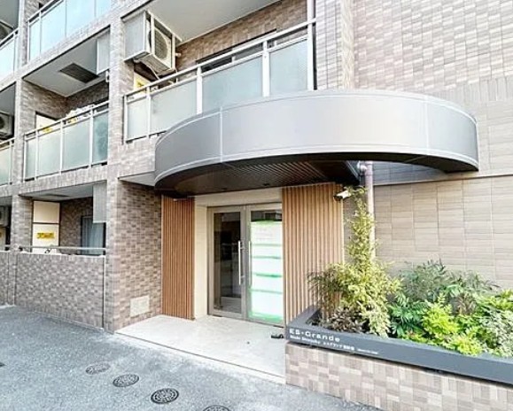 エントランス　☆共用部分もキレイ☆