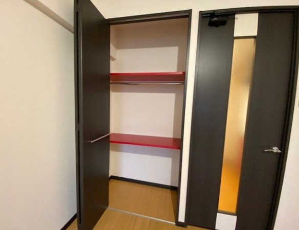 収納　別部屋参考写真となります。